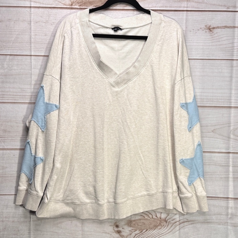 Torrid Womens 2 Oatmeal Cream Star Patch V-Neck Sweatshirt Oversized Pullover